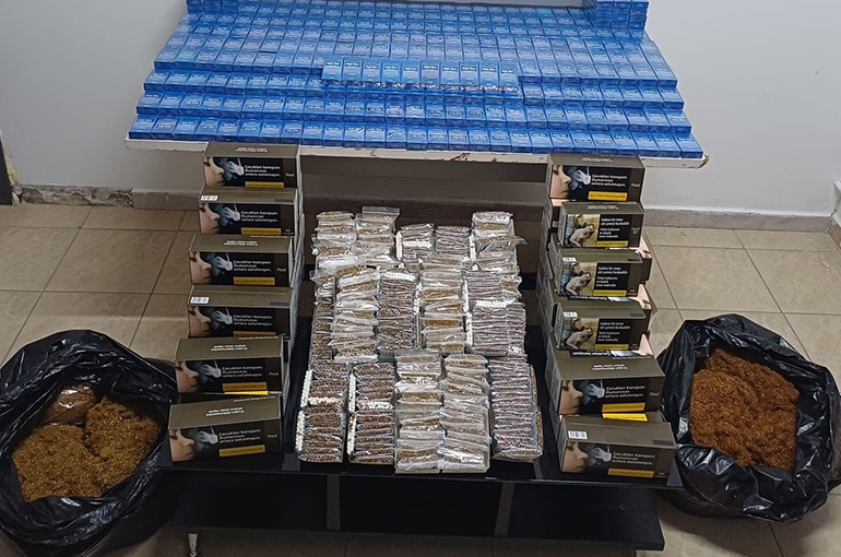 Bursa’da Kaçakçılara Darbe: On Binlerce Sigara Ele Geçirildi