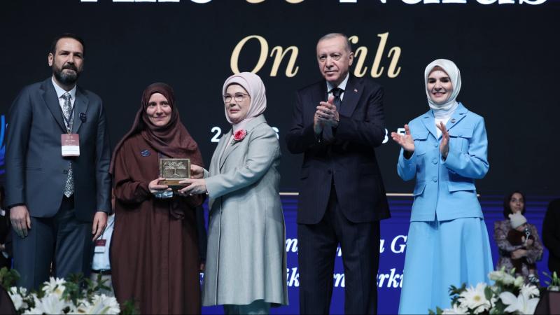 Emine Erdoğan'dan "Aile ve Nüfus On Yılı Vizyon Belgesi" paylaşımı