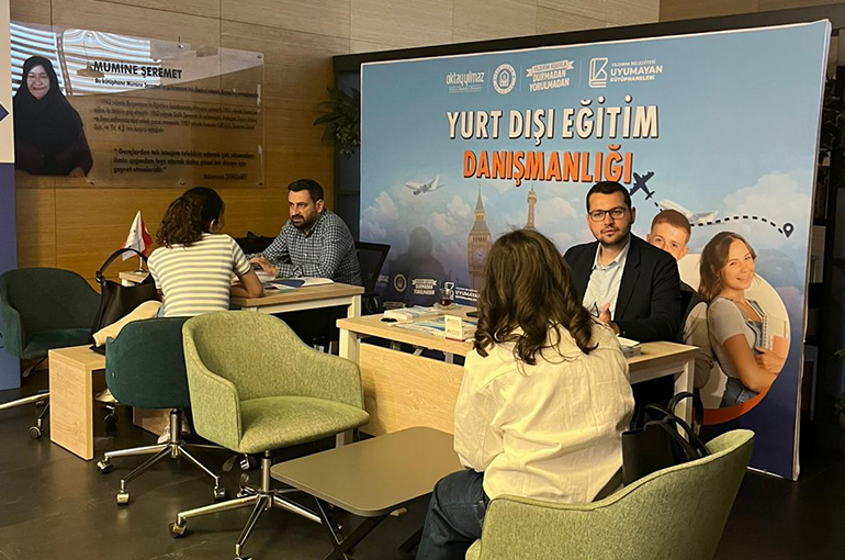 Yıldırım'dan gençlere yurt dışı eğitim danışmanlığı