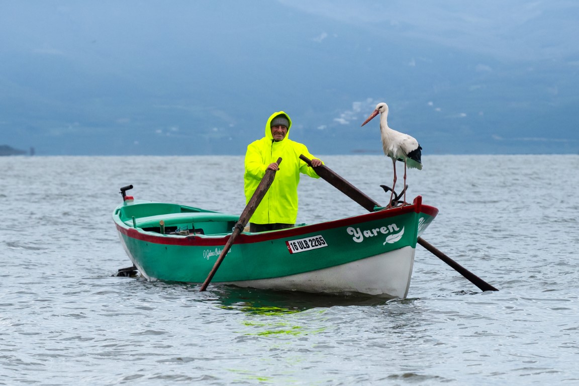 15'inci defa buluştular! Yaren Leylek ve balıkçı Adem Yılmaz bir arada