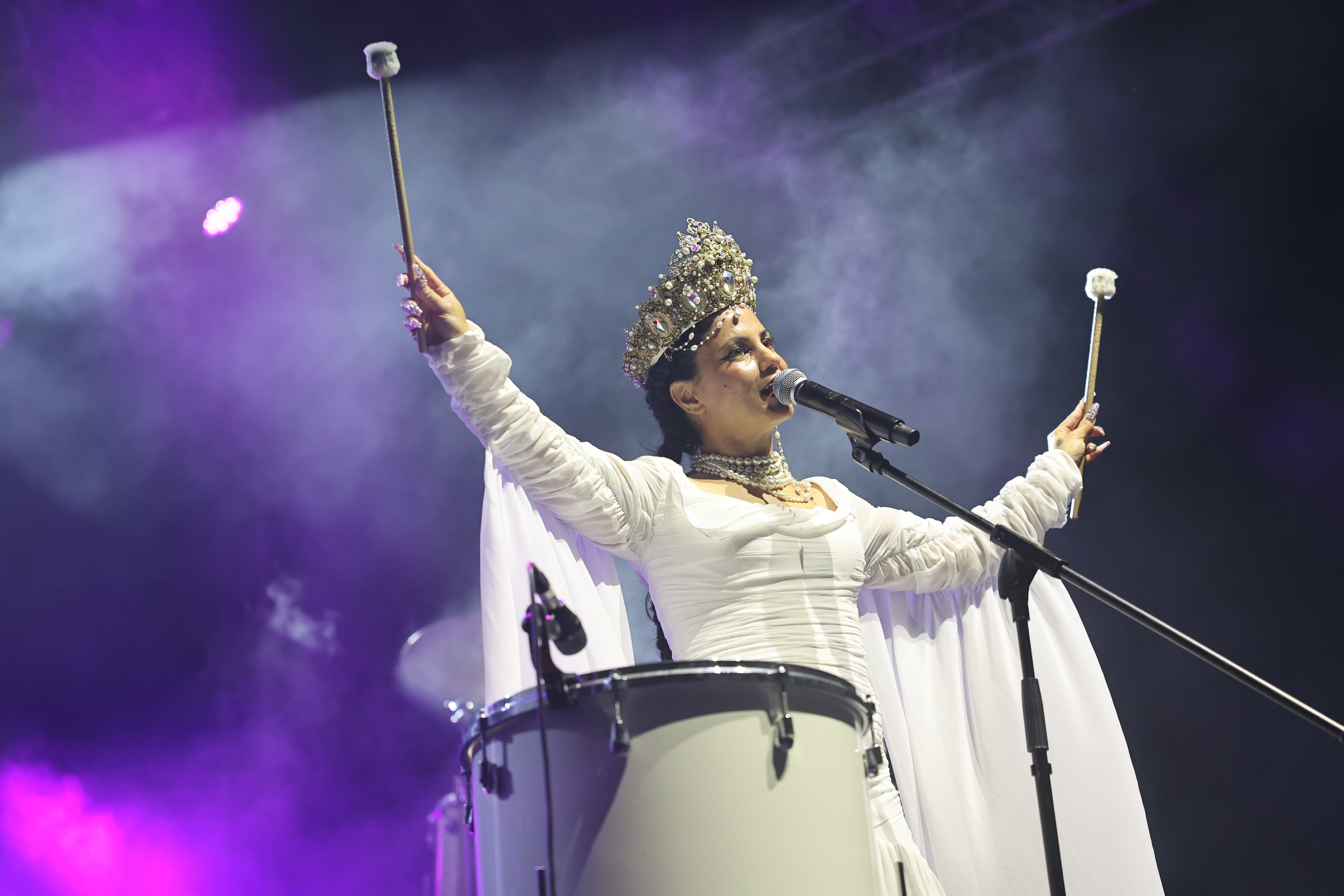9. Uluslararası Nilüfer Caz Festivali Emel Mathlouthi konseriyle sona erdi