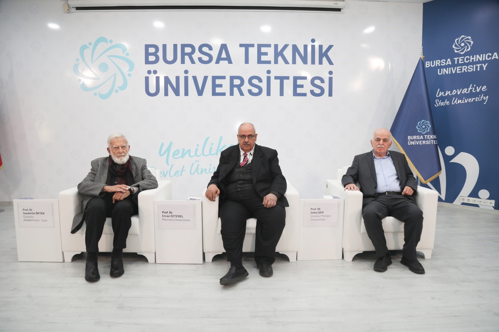 BTÜ’de yapay zekâ sempozyumu: "Gelişen yapay zekâ değil insan zekâsıdır"