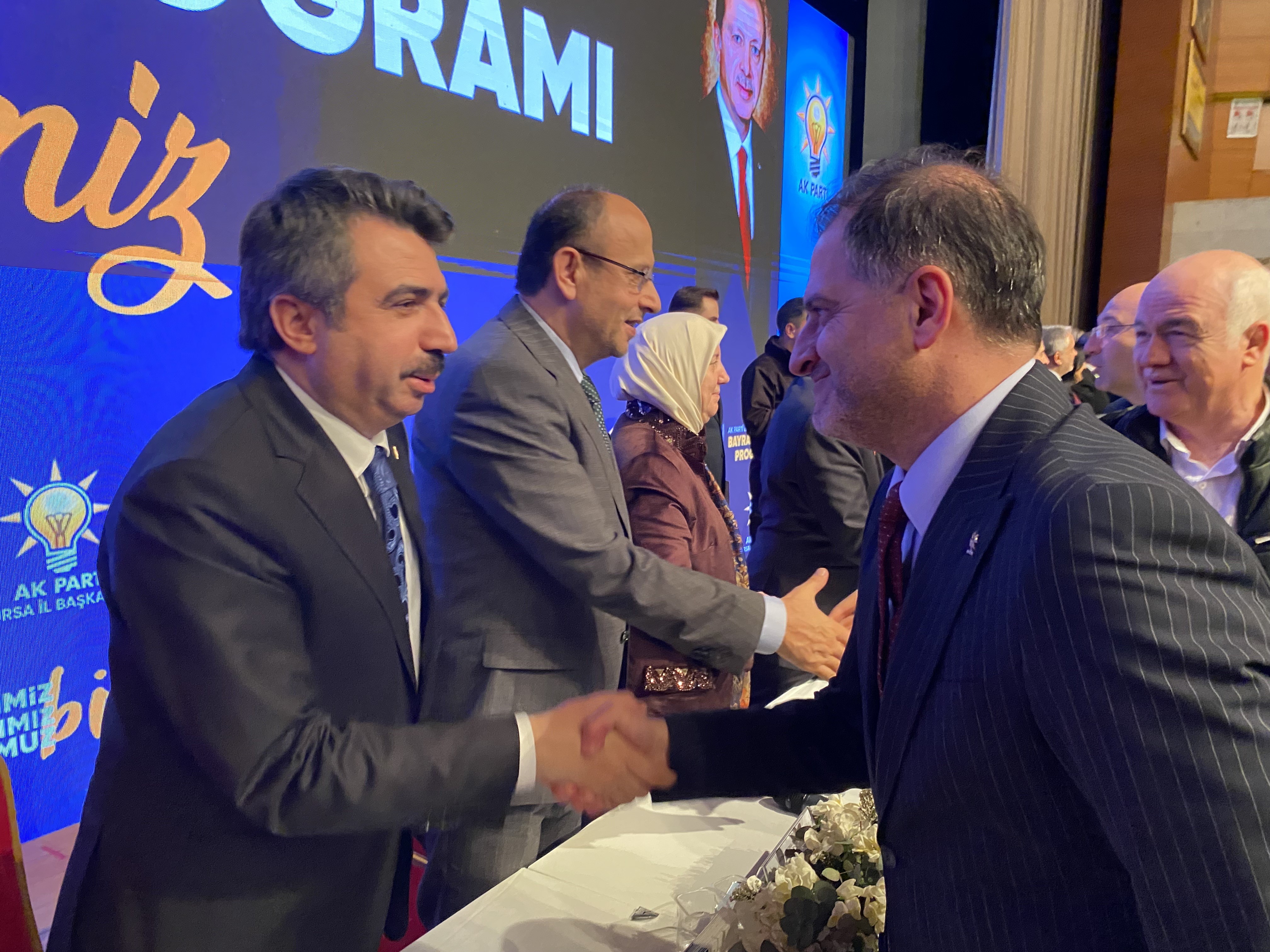 AK Parti Bursa'da bayramlaşma programı: Birlik, hizmet ve teşkilat vurgusu