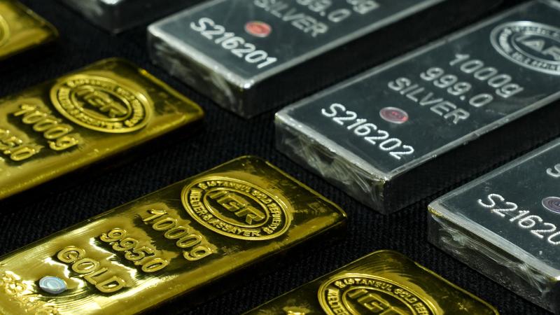 Altın ve gümüş fiyatlarında gerileme sürüyor