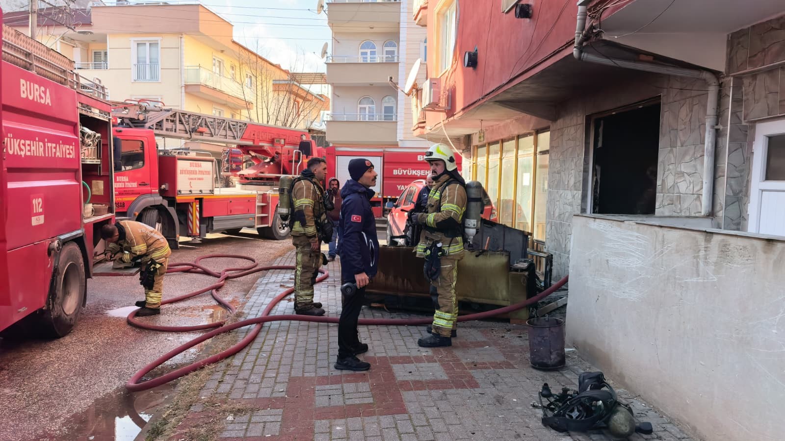 Apartman dairesinde yangın