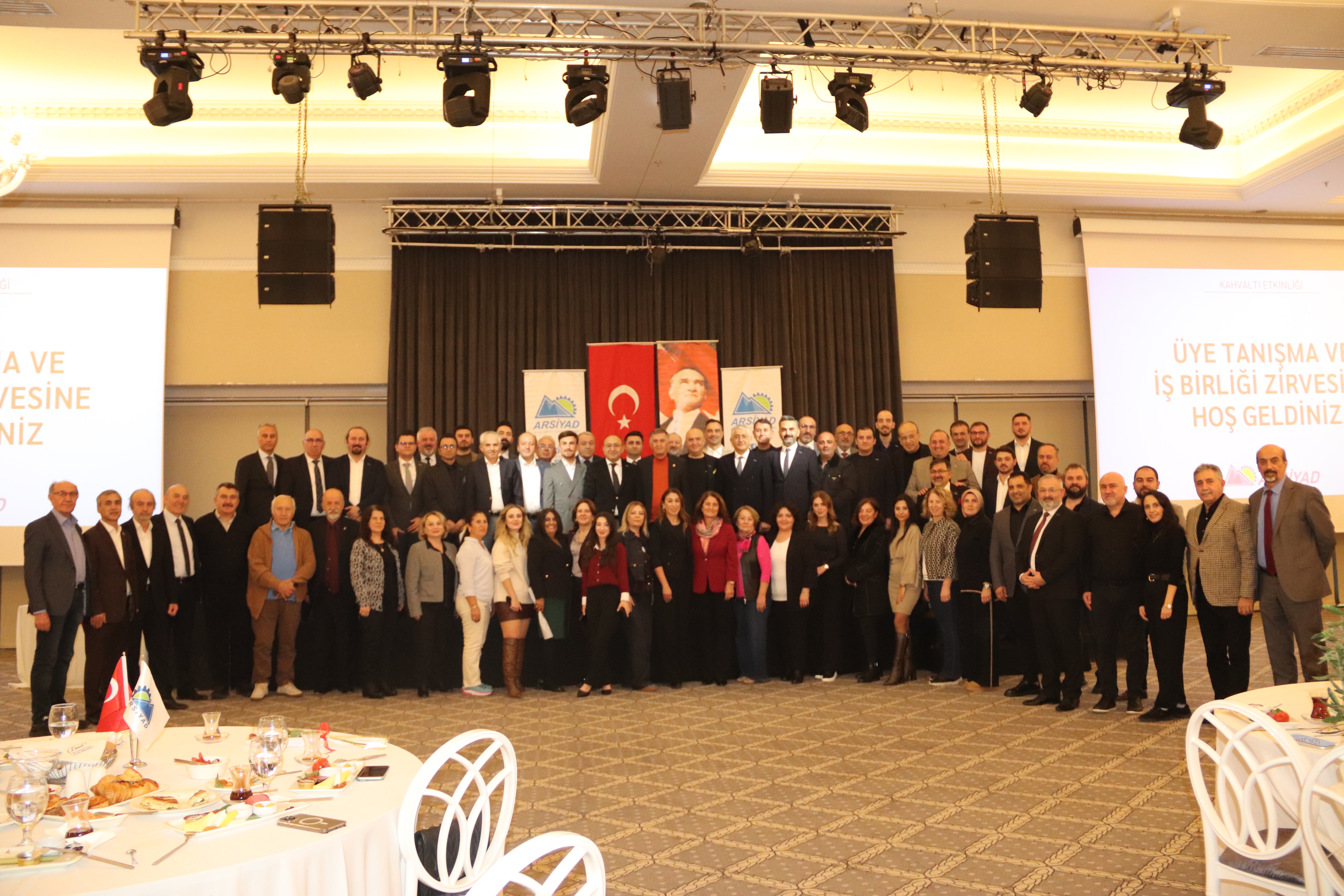 ARSİYAD yeni üyelerle büyüyor