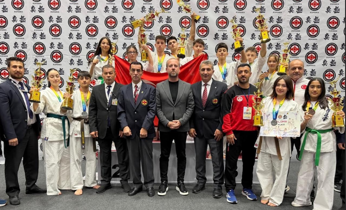 Avrupa’da Yıldırım Rüzgarı