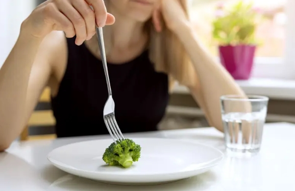 Az yemenize rağmen kilo aldıran 10 önemli neden!