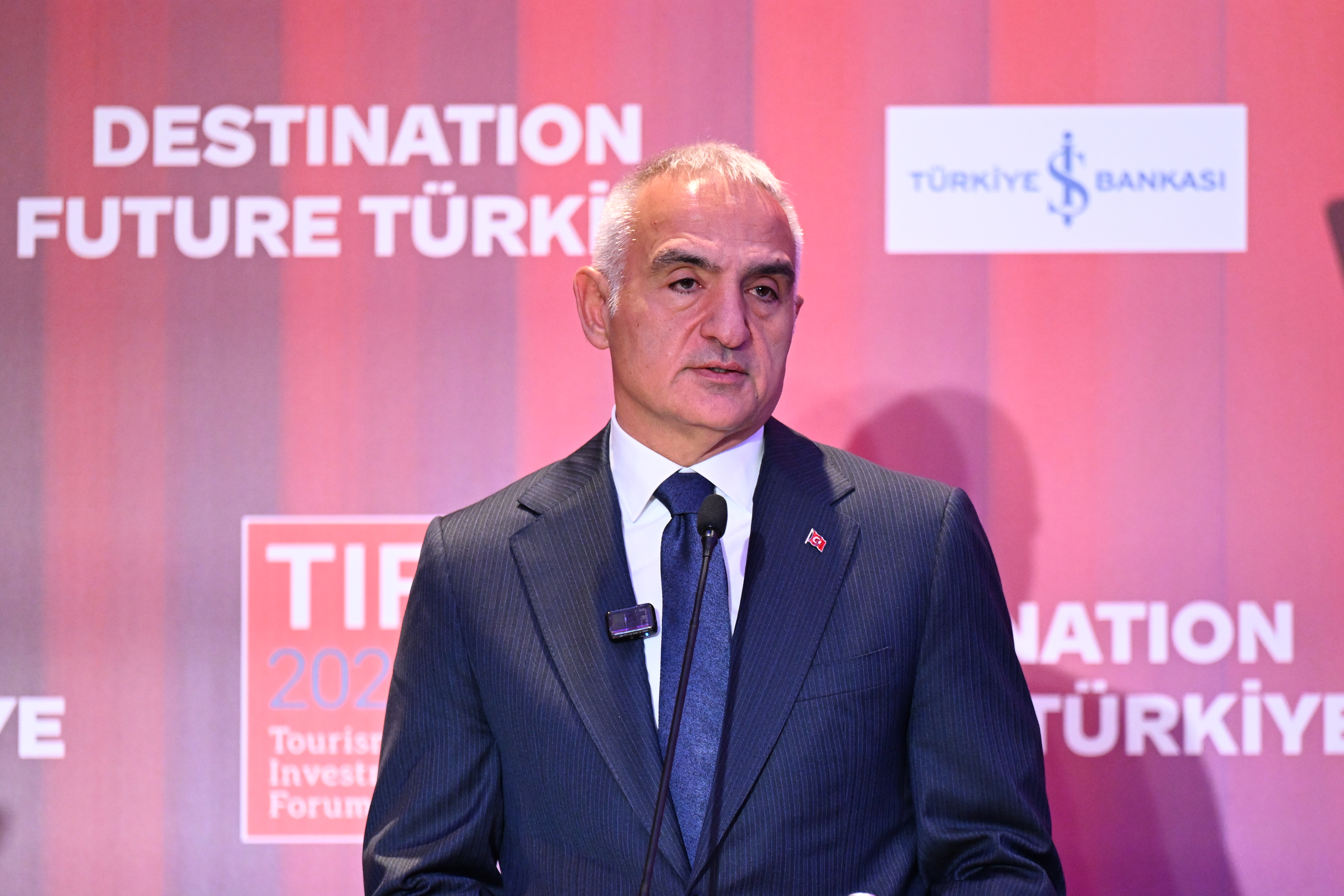 Bakan Ersoy açıkladı: 'Türk turizmi birinci lige yükseldi, hedef 68 milyar dolar'