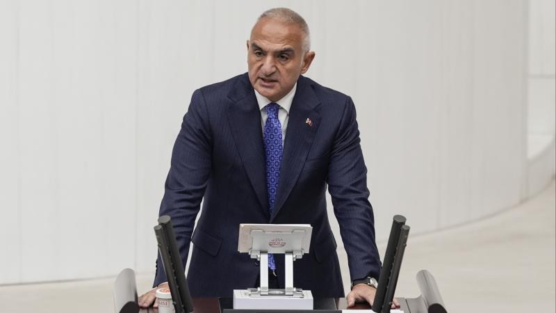 Bakan Ersoy: Turizmde ilk 9 ayda tüm zamanların rekorunu kırdık