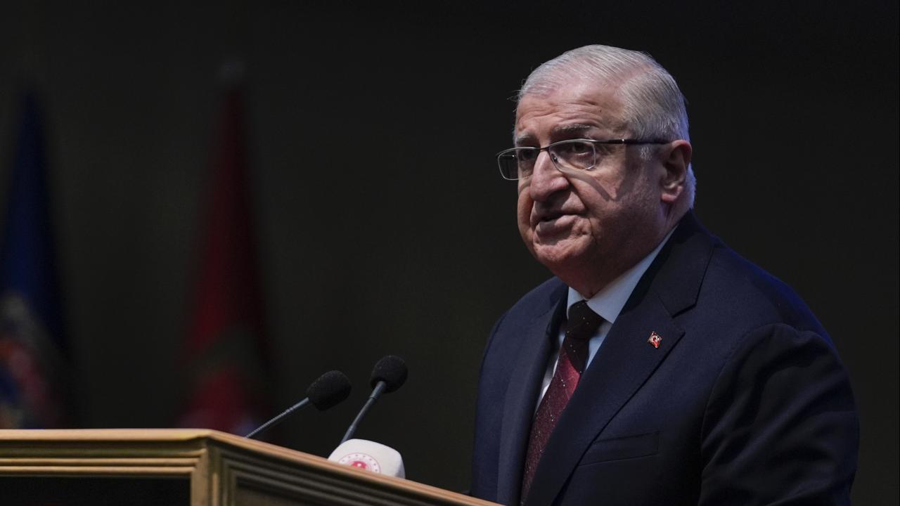 Bakan Güler, Eurofighter Typhonn savaş uçağı tedarikini görüşmek üzere İngiltere'ye gidecek