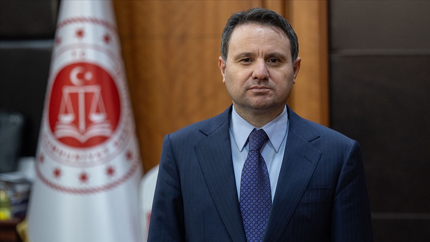 Bakan Gürlek: "119 ülkede 2 bin 707 FETÖ'cünün peşindeyiz"