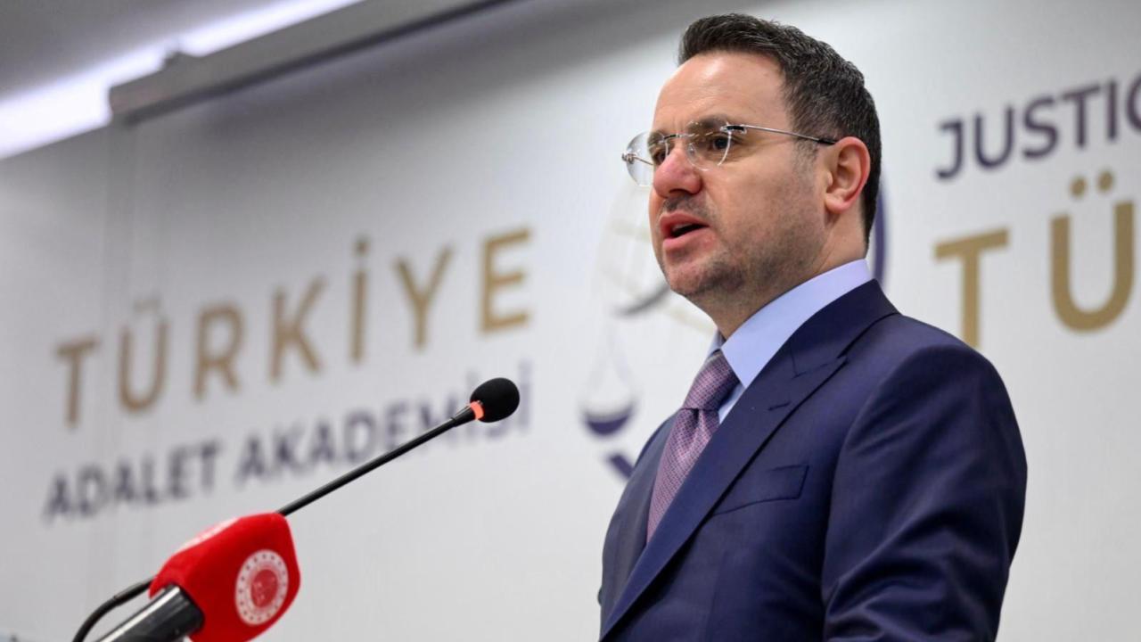 Bakan Gürlek: Adliye kapısı adaletin ve eşitliğin kapısıdır