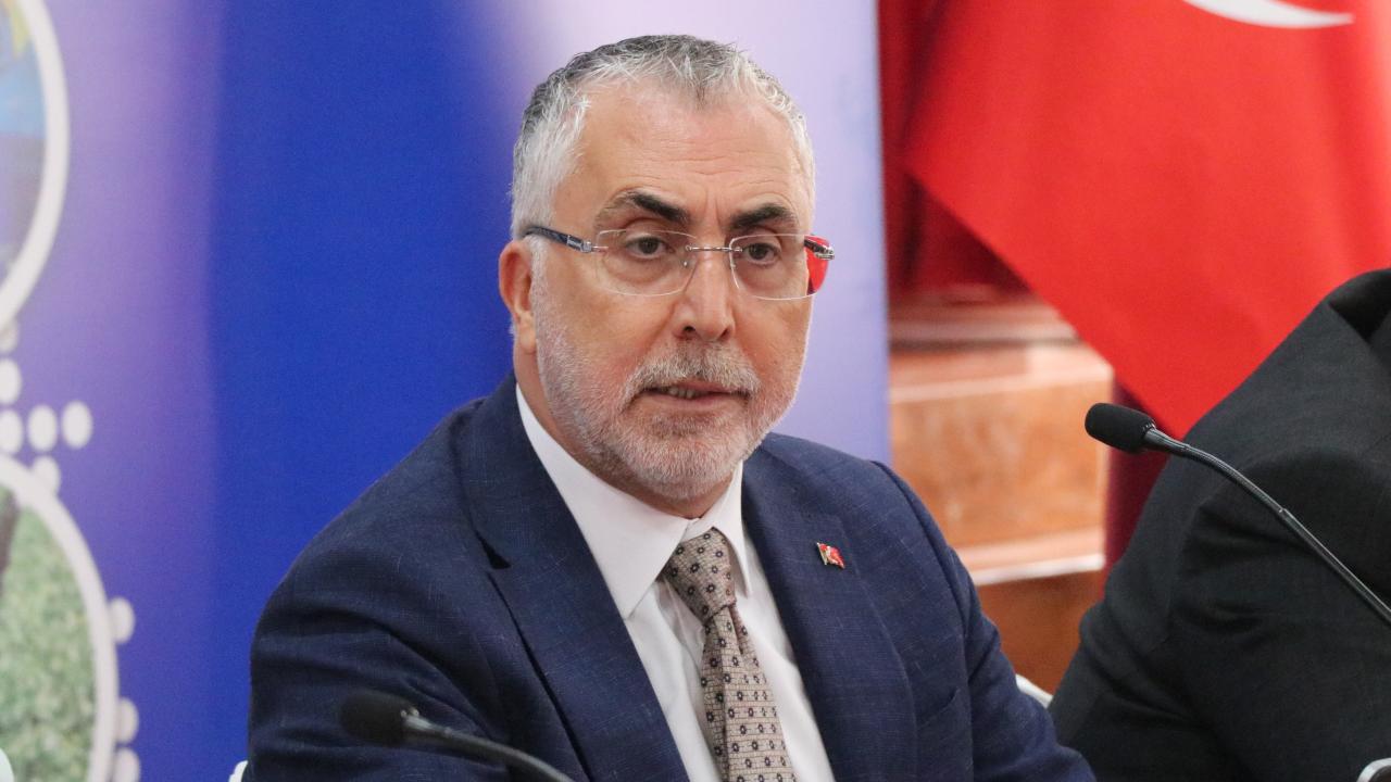 Bakan Işıkhan: Her bir vatandaşımızın refahını korumayı ve sosyal haklarını genişletmeyi sürdüreceğiz