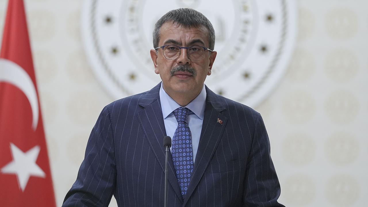 Bakan Tekin: Mekan da başlı başına bir öğretmendir