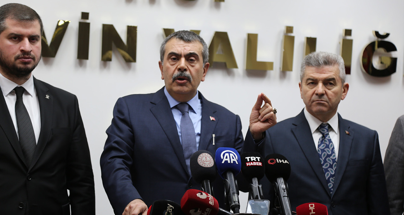 Bakan Tekin: "Özgür Özel kadar midesi geniş değilim"