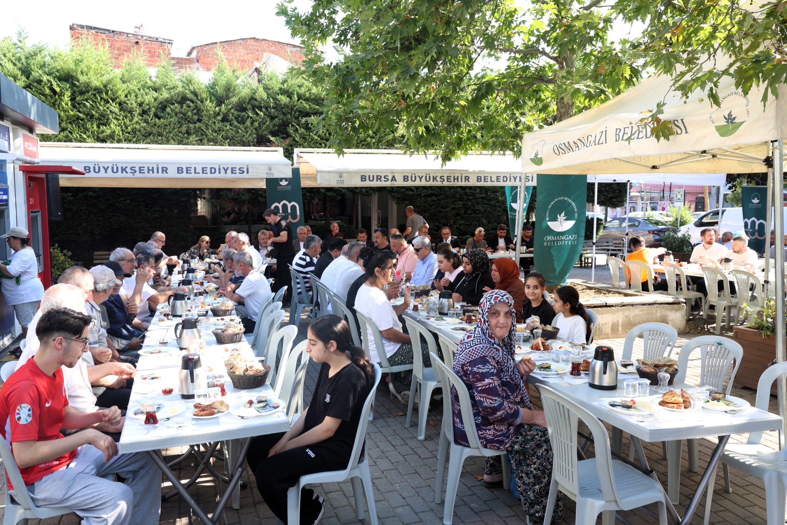 Başkan Aydın mahalle buluşmalarını Alemdar’da sürdürdü