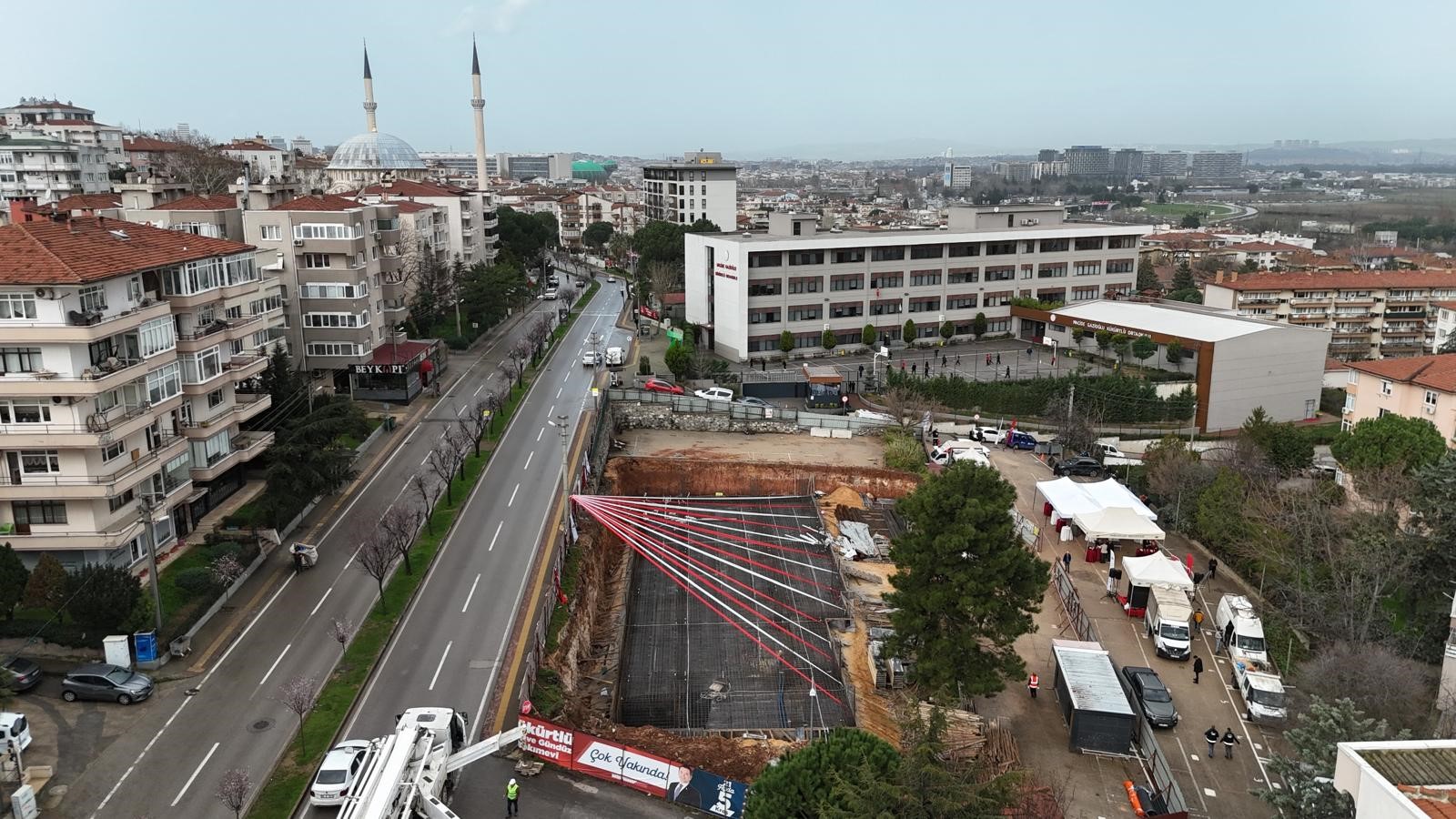 Başkan Aydın’dan Osmangazi’ye çifte hizmet