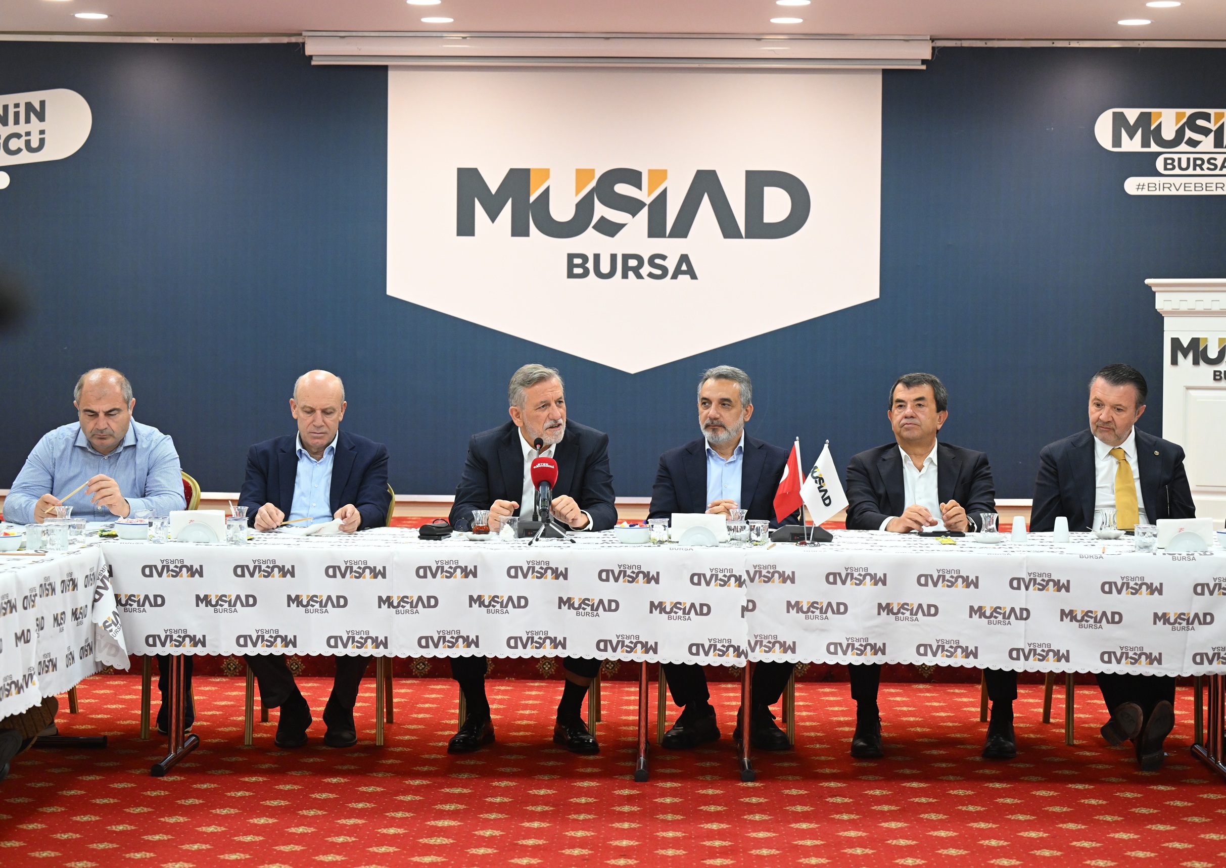 Başkan İbrahim Burkay: “2030 Vizyonuyla Yeni Büyüme Alanlarına Odaklanıyoruz”