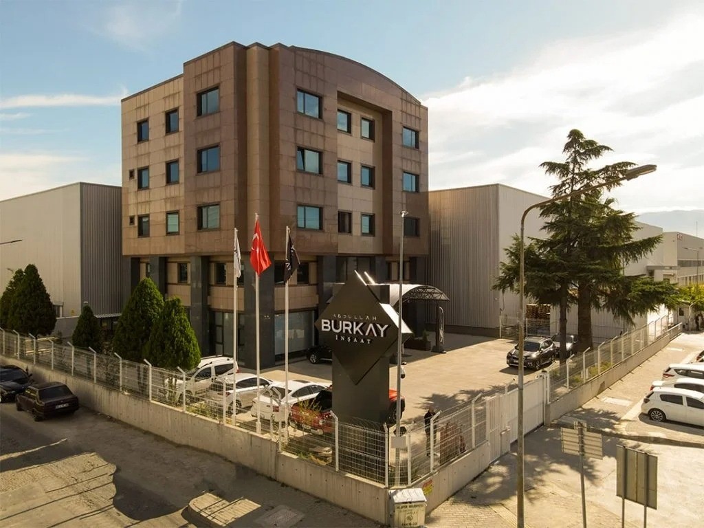 Bina ve tesisler kimlik kazanıyor