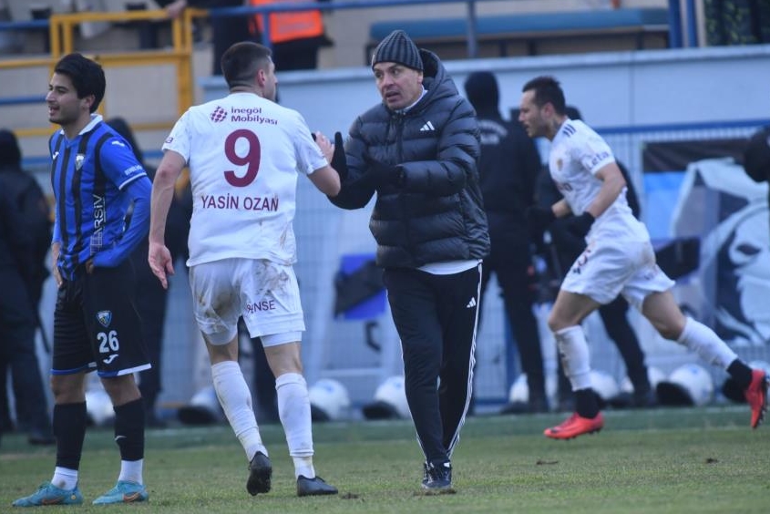 Bu başarı inanmış bir oyuncu grubunun eseri