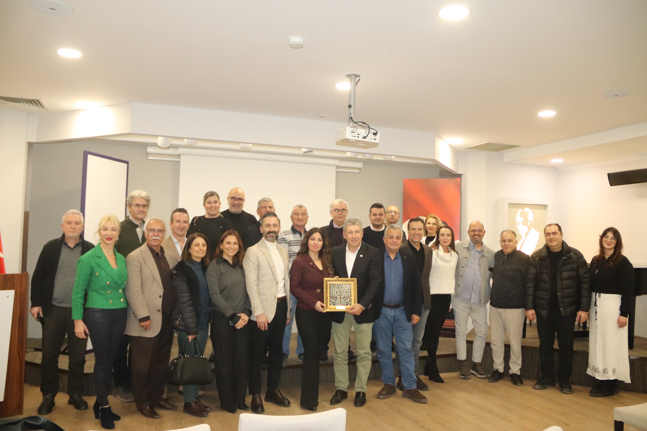 BUMİAD’dan üyelerine sağlık semineri