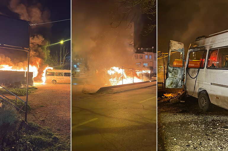 Bursa korkutan yangın: Baraka ve minibüs alev topuna döndü