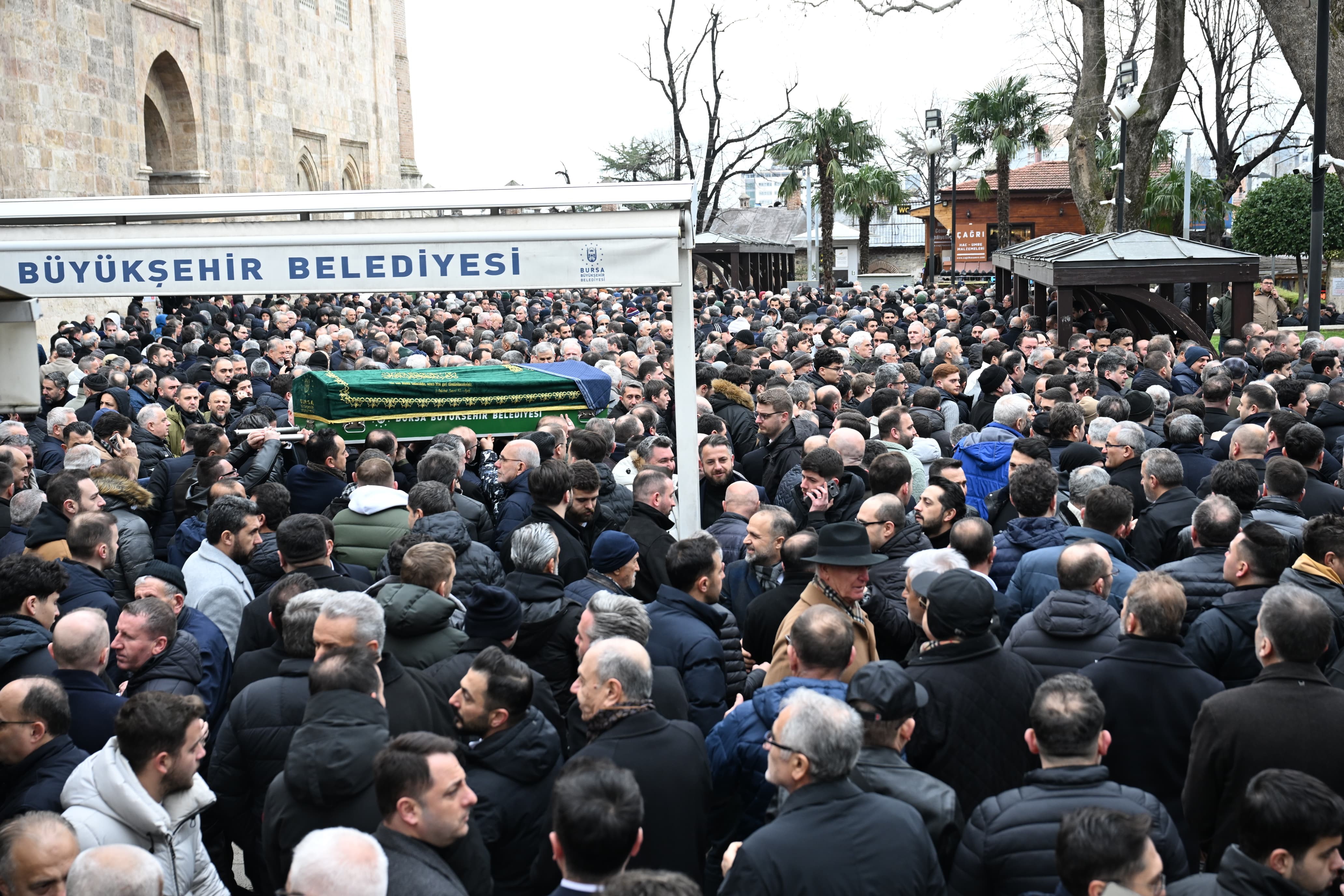 Bursa Milletvekili Refik Özen'in annesi vefat etti