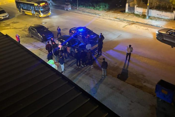 Bursa'da 3 kişi sopalarla darp edildi