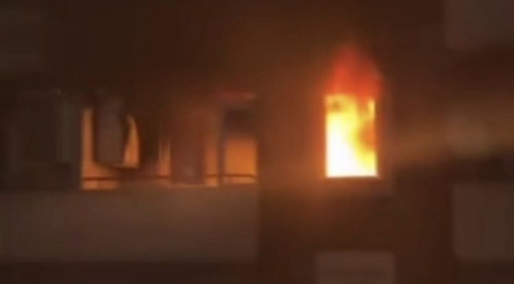 Bursa’da apartman dairesi alev alev yandı