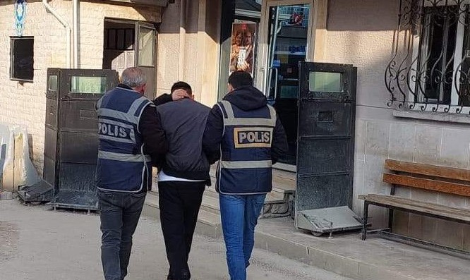Bursa'da aranan şahıs polis operasyonuyla yakalandı