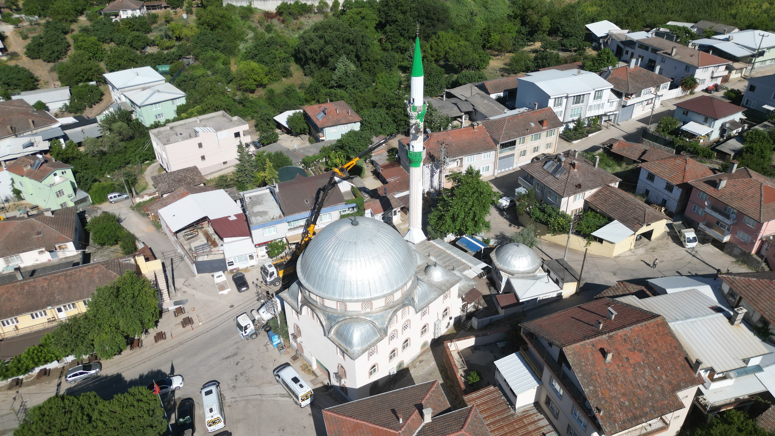Bursa'da camiler Büyükşehir eliyle yenileniyor