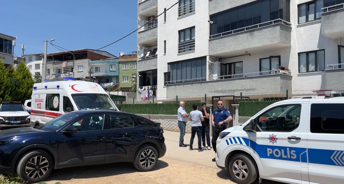 Bursa'da Dehşet: Kadın, 10 Yaşındaki Oğlunun Gözü Önünde Öldürüldü