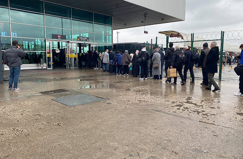 Bursa'da  dönüş yoğunluğu başladı