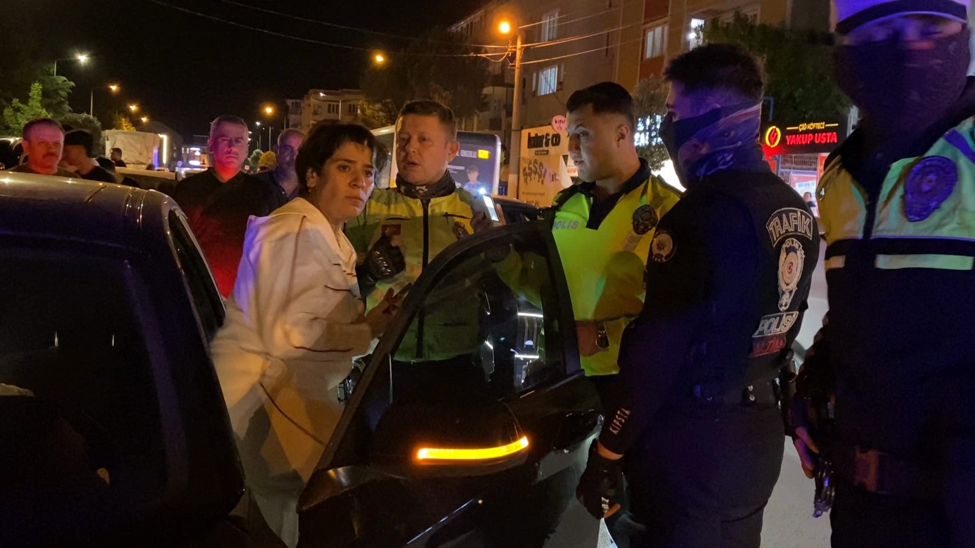 Bursa’da “dur” ihtarına uymayan kadın sürücüye rekor ceza!
