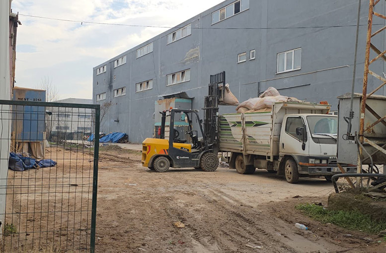 Bursa'da forkliftten düşen kişi hayatını kaybetti