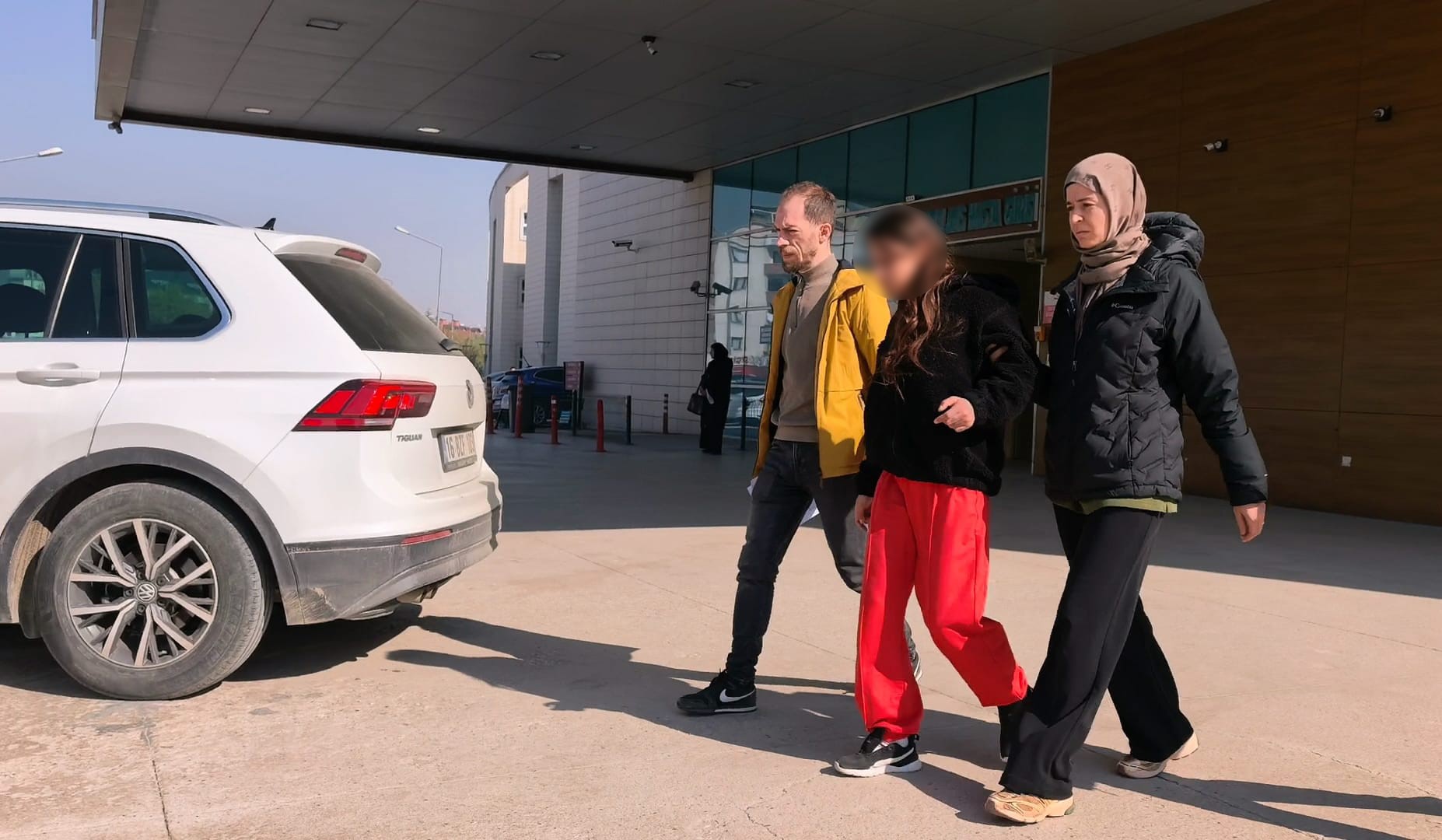 Bursa'da genç kızların bıçaklı kavgası: 1 tutuklama