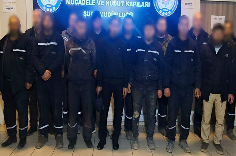 Bursa'da göçmen kaçakçılığına yönelik operasyon: 13 Kişi Yakalandı