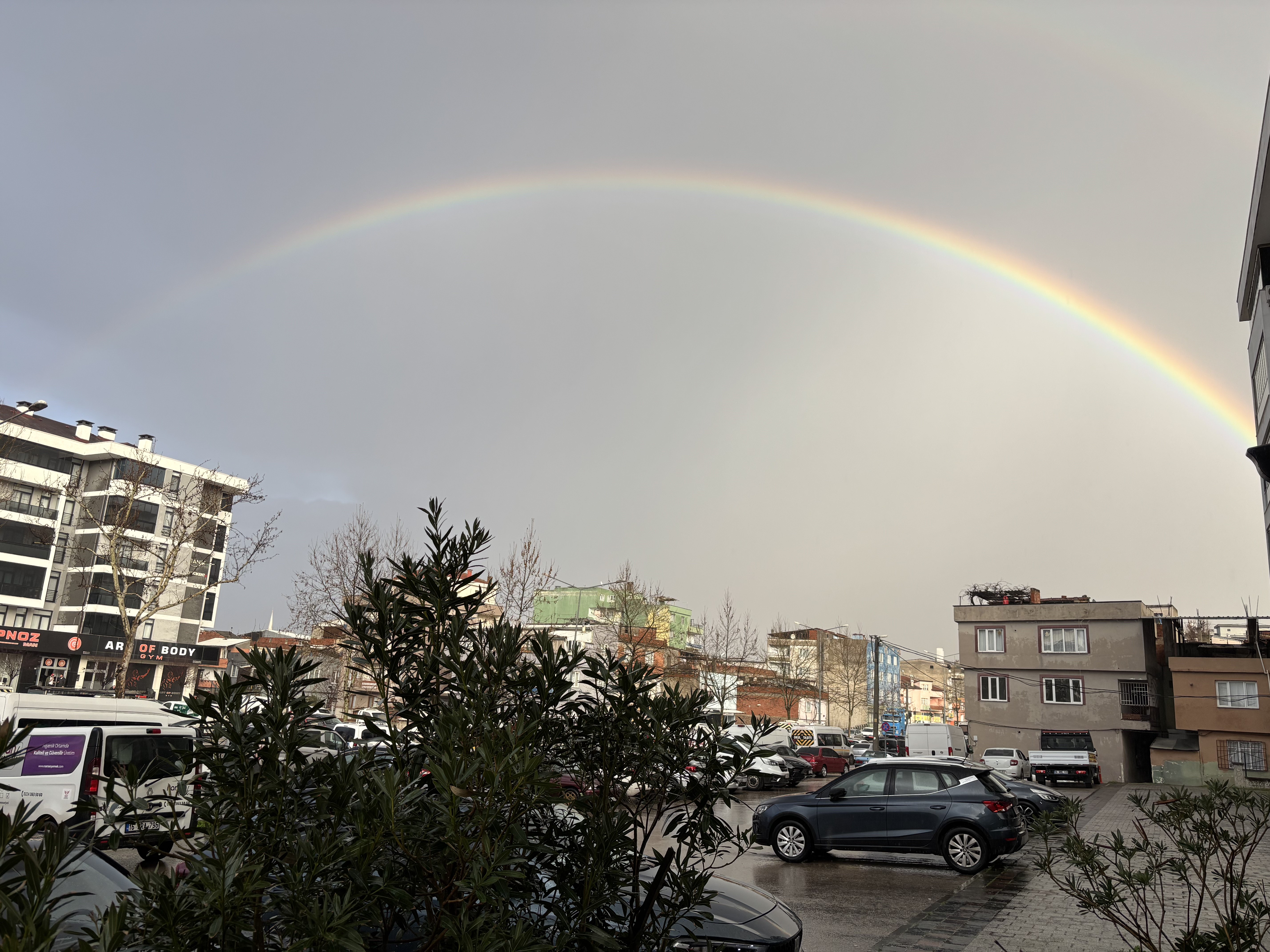 Bursa'da gökkuşağı hayran bıraktı