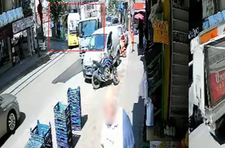 Bursa'da halk otobüsü otomobille çarpıştı