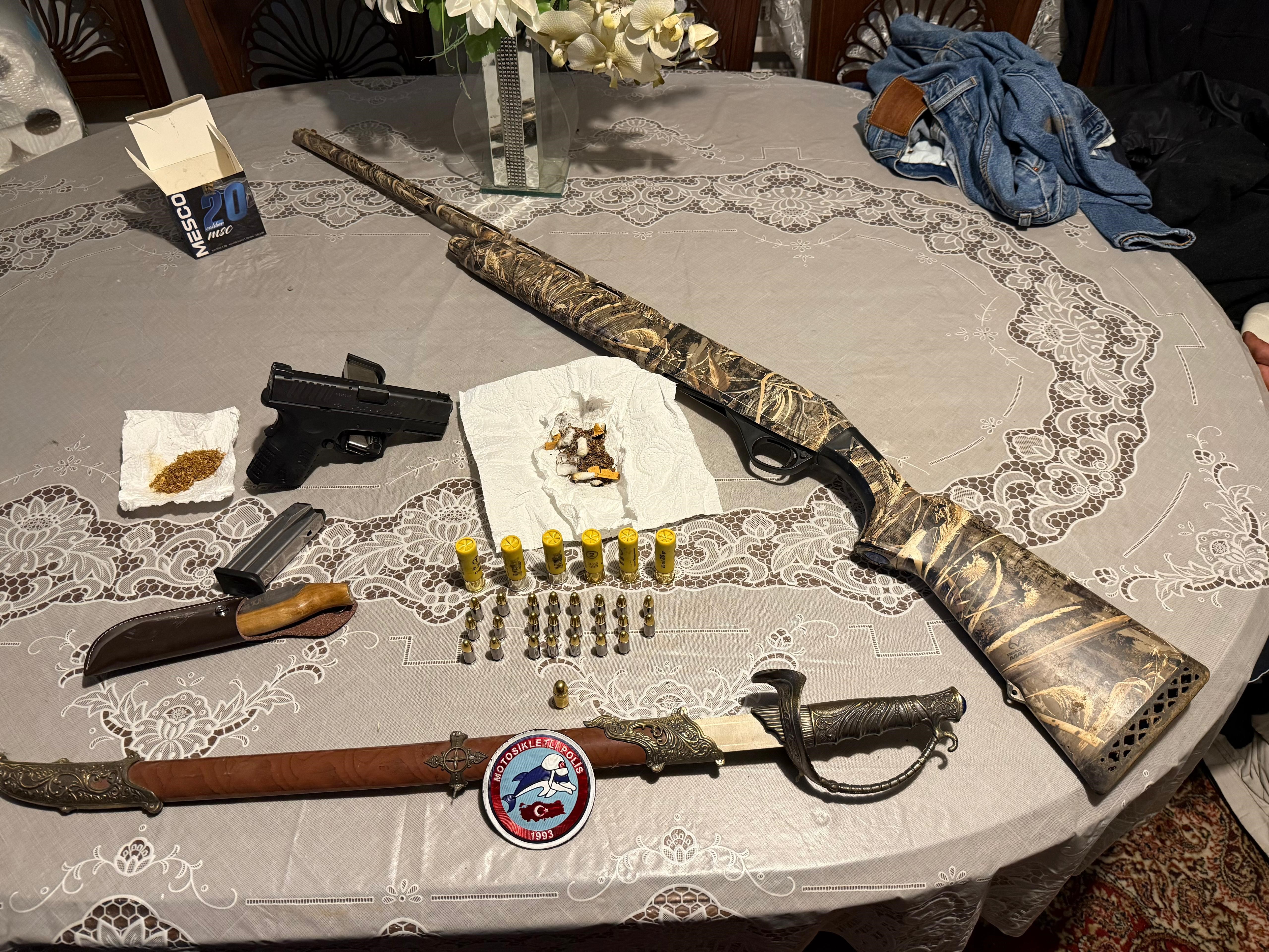 Bursa'da huzur uygulaması: Silah ve mühimmat ele geçirildi