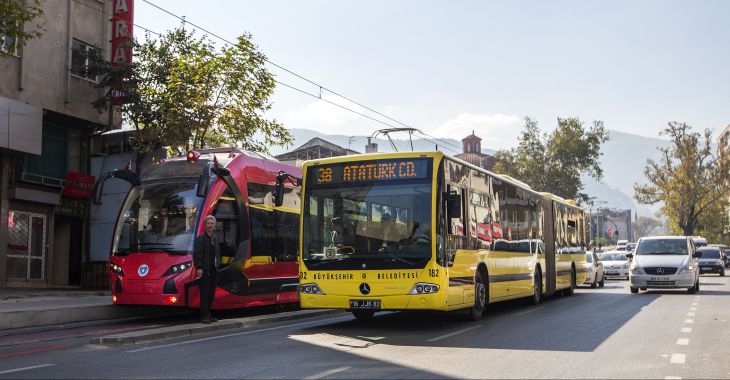 Bursa'da LGS'ye girecek öğrencilere ulaşım ücretsiz