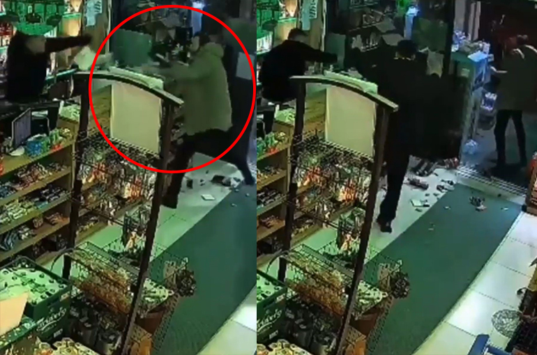 Bursa'da para üstü kavgası kamerada: Market savaş alanına döndü