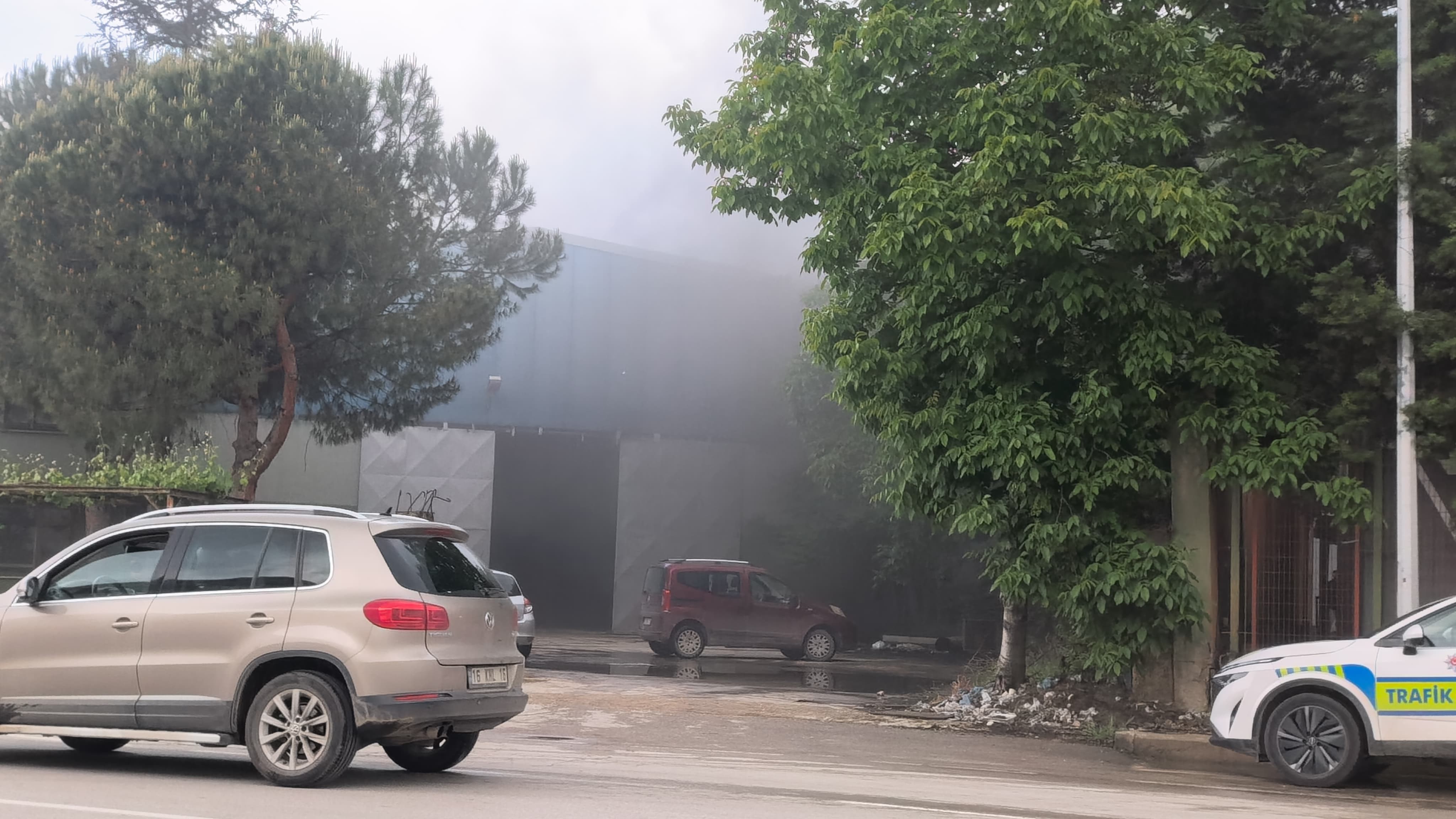 Bursa'da sunta fabrikasında korkutan yangın