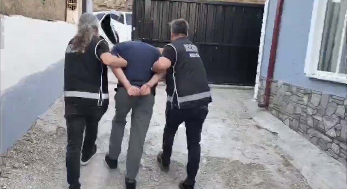 Bursa'da Tefecilere Şafak Baskını: 7 Gözaltı