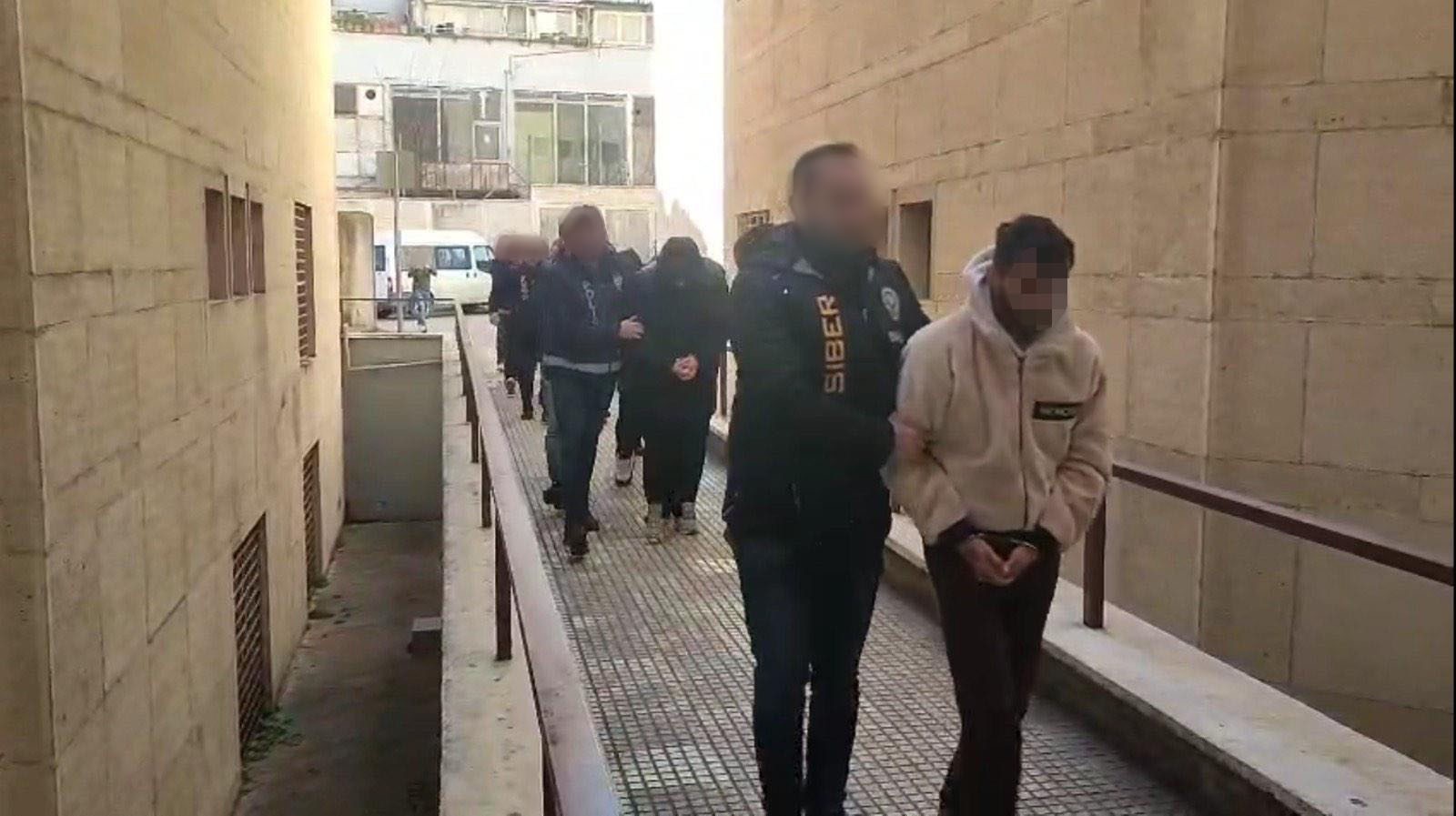 Bursa'da yasadışı bahis operasyonunda 4 kişi tutuklandı!