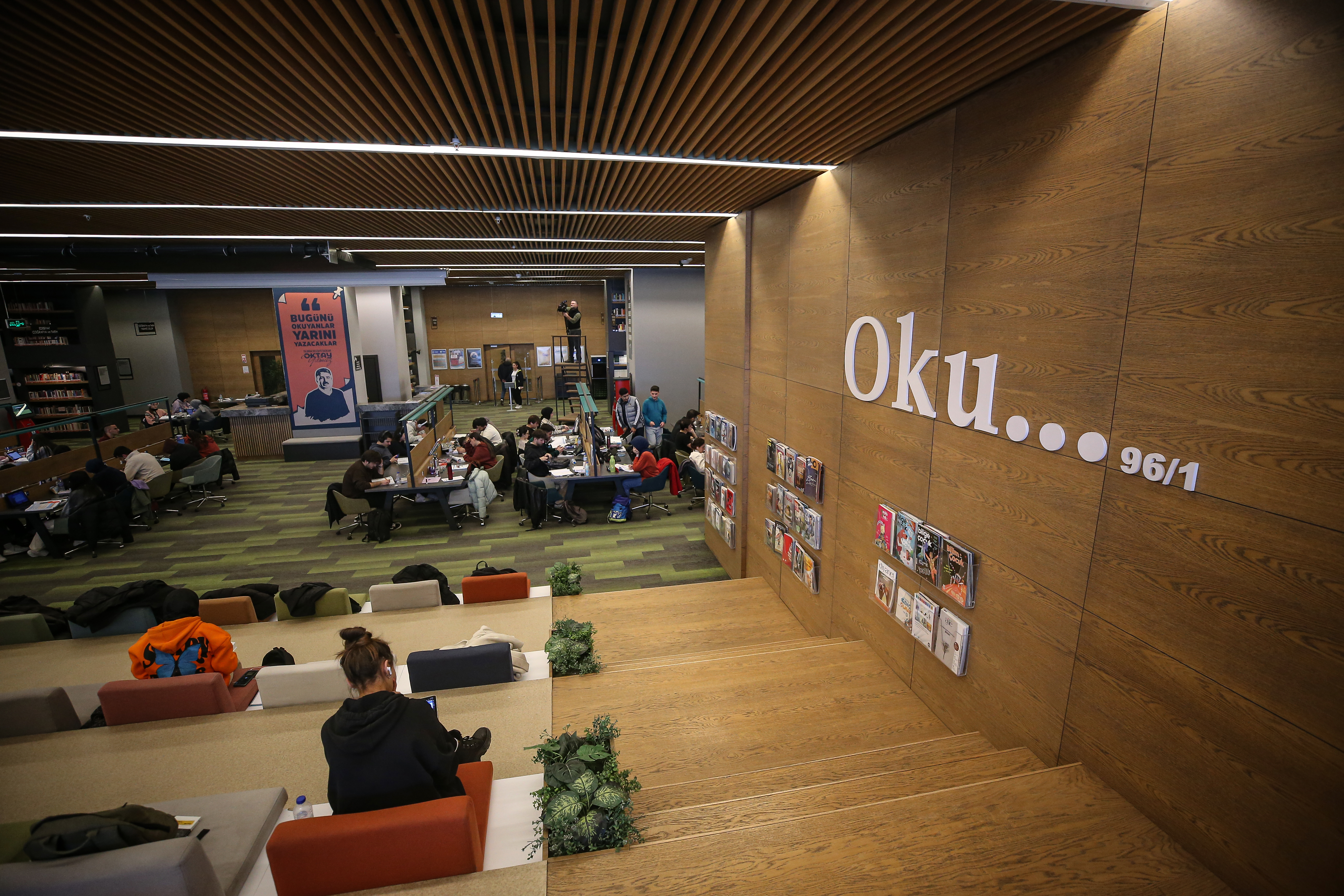 Bursa'nın "uyumayan kütüphaneleri" 5 yılda 2 milyondan fazla misafir ağırladı