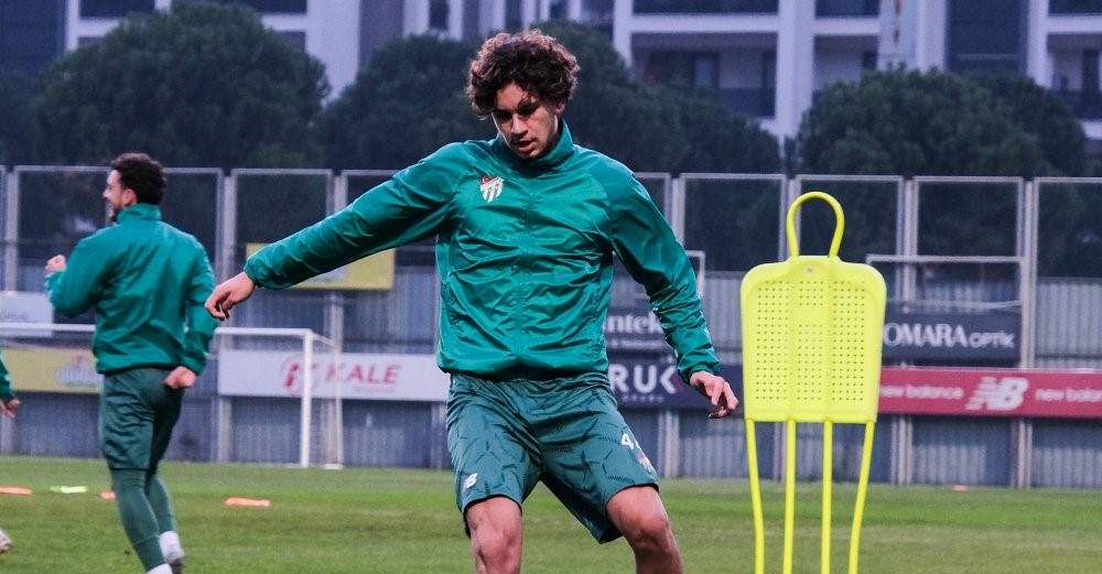 Bursaspor devre arası çalışmalarını sürdürüyor