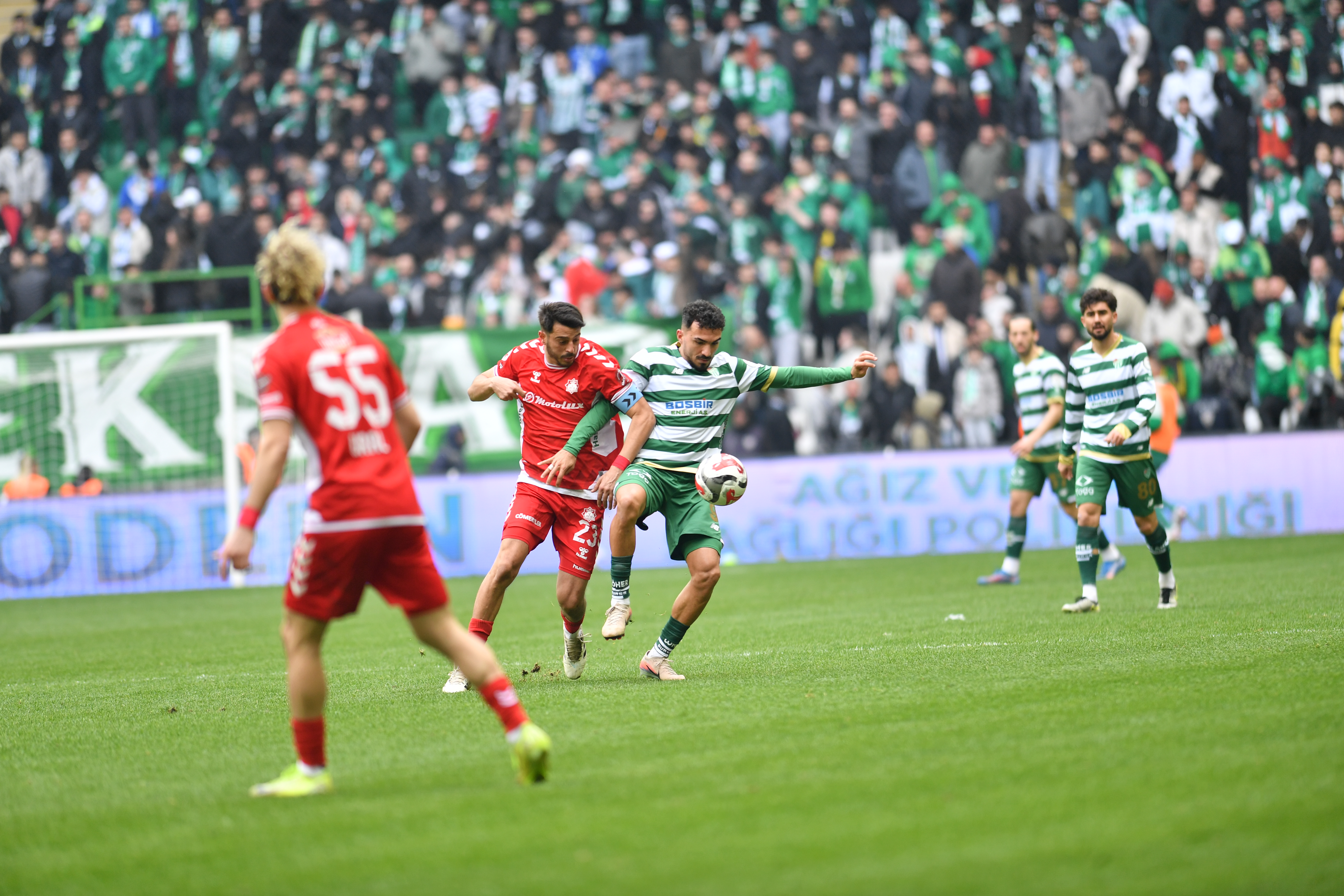 Bursaspor’dan Gol Şov: Timsah Arena'da 6 Gollü Zafer!