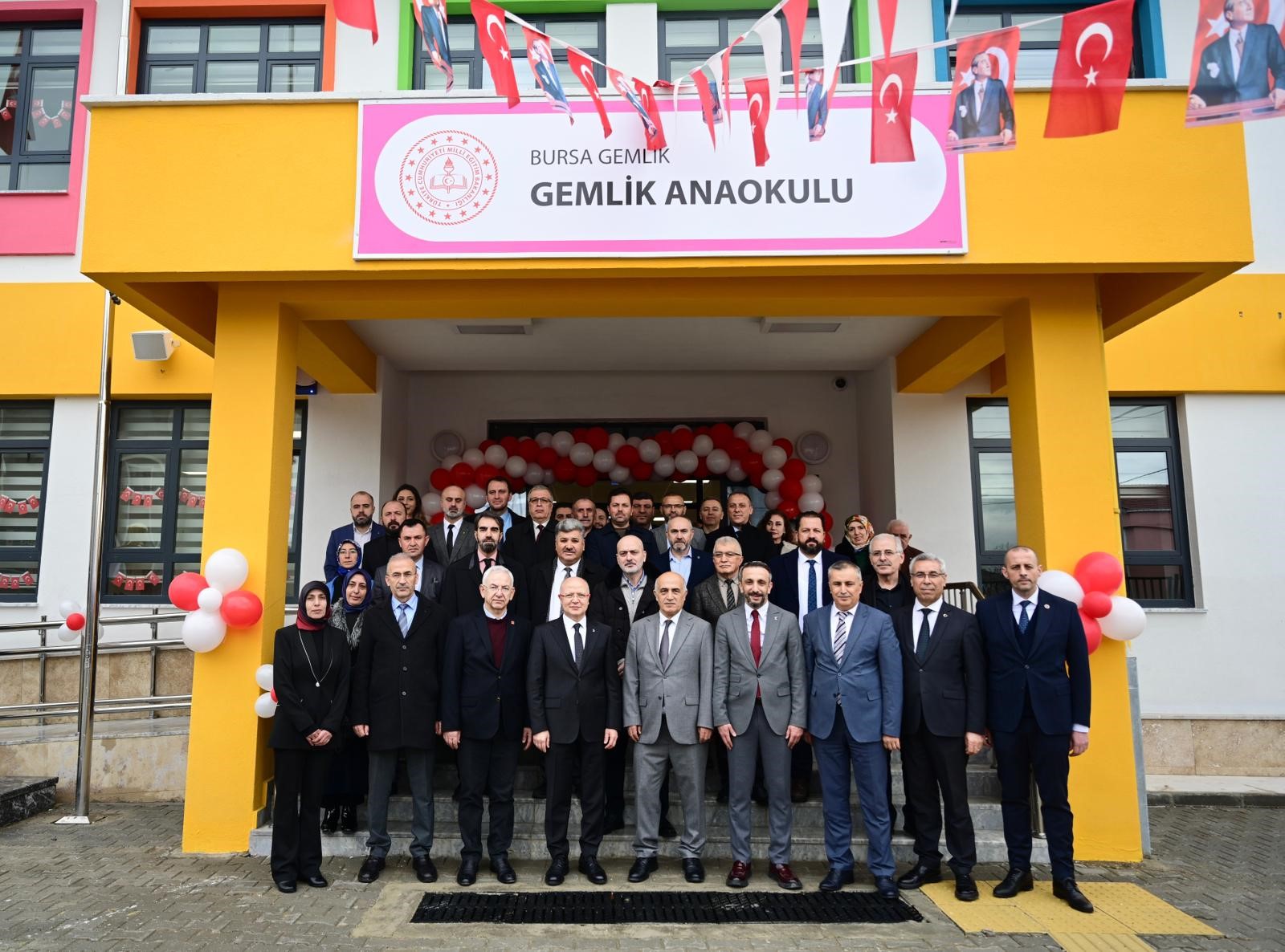 Davut Gürkan: "Bursa'da 2026 yılı yatırım programında 680 sınıflı 31 okul inşa edilecek"